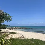 Jardin Tropical - Logement 4 Personnes Le Gosier